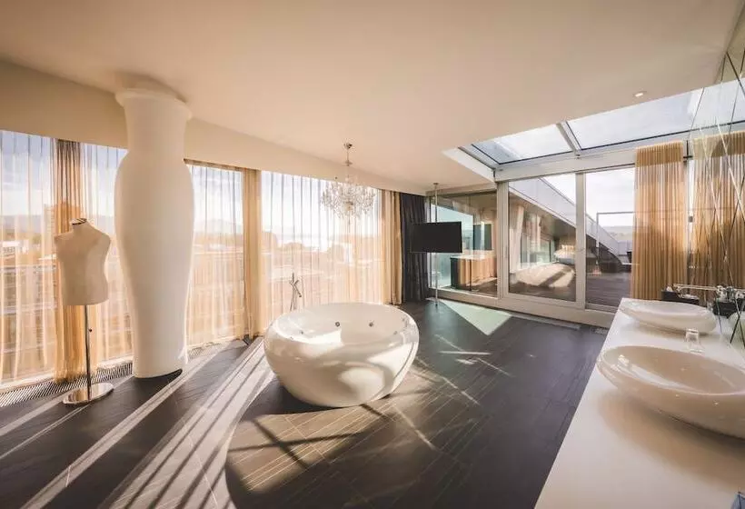 Royal Suite, Kameha Grand Bonn