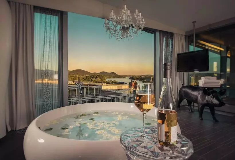 Royal Suite, Kameha Grand Bonn