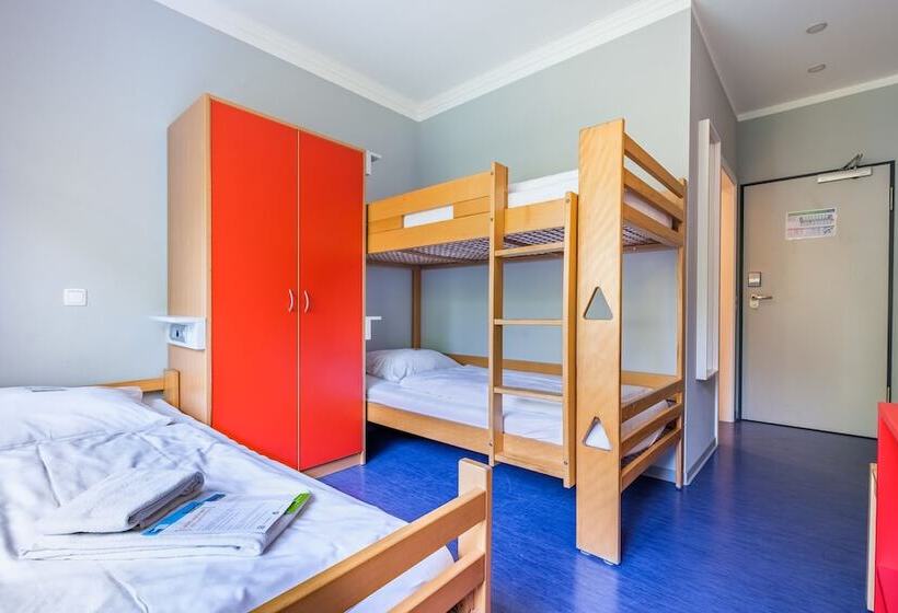 اتاق استاندارد سه نفره, Martas Gästehäuser Hauptbahnhof Berlin