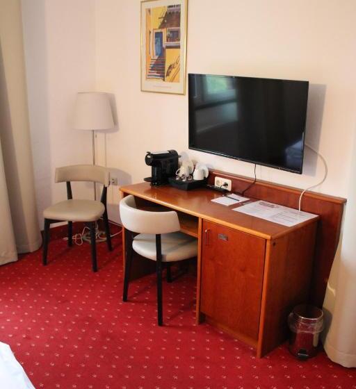 스탠다드 룸, Mintarder Wasserbahnhof