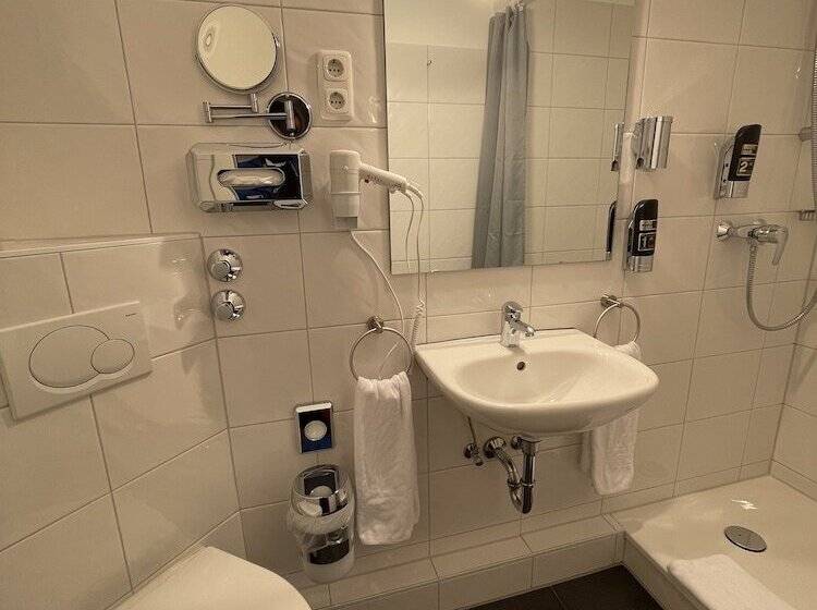 스탠다드 룸, Mintarder Wasserbahnhof