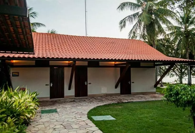 اتاق استاندارد با چشم‌انداز دریا, Serrambi Resort