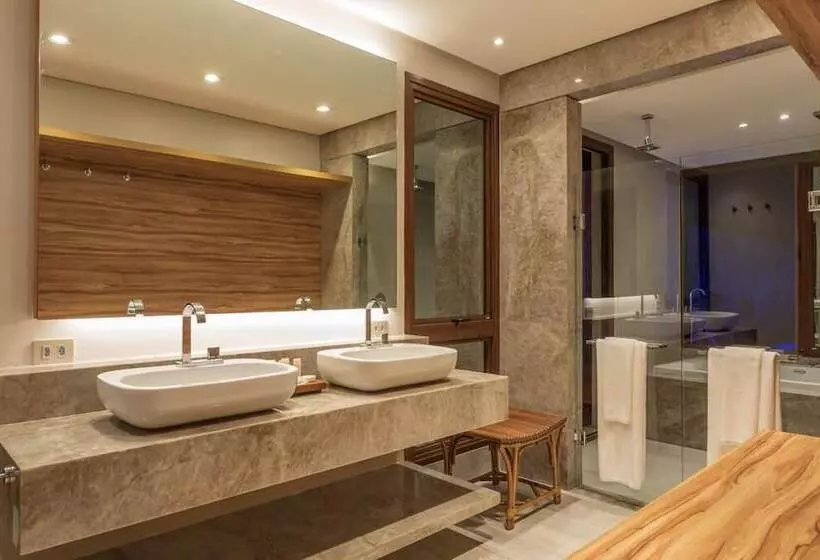 ویلای یک اتاق خوابه با استخر شنا, Serrambi Resort