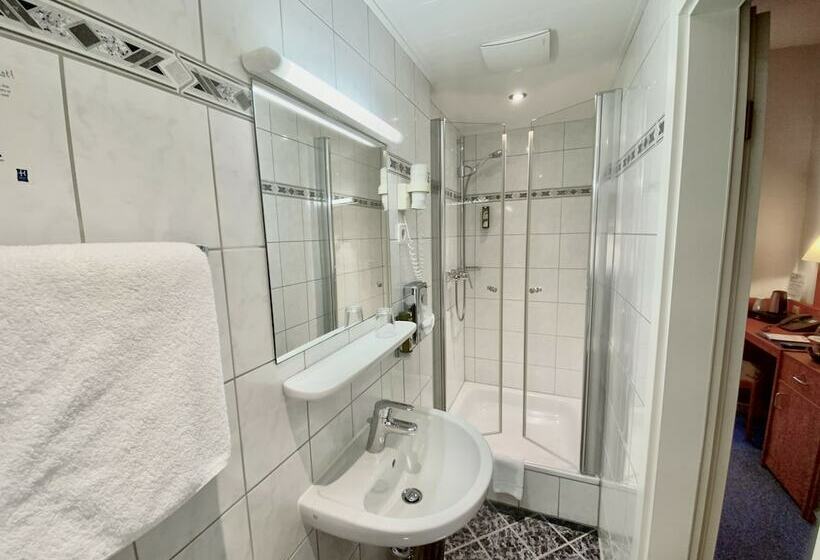 单人经济间, West An Der Bockenheimer Warte