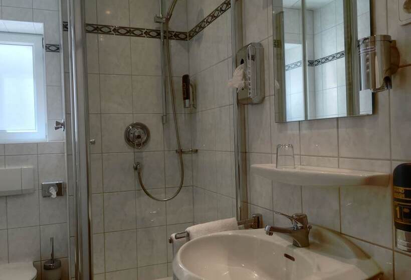 标准间, West An Der Bockenheimer Warte