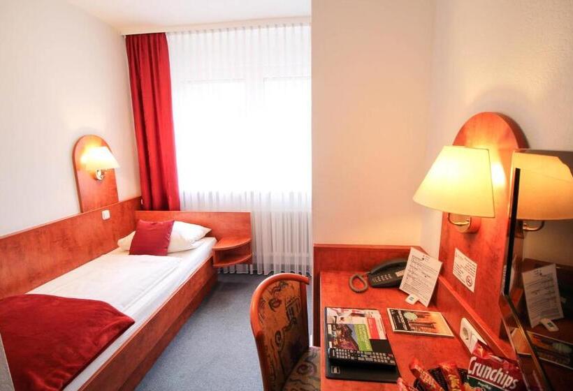 اتاق اکونومی یک تخته, West An Der Bockenheimer Warte