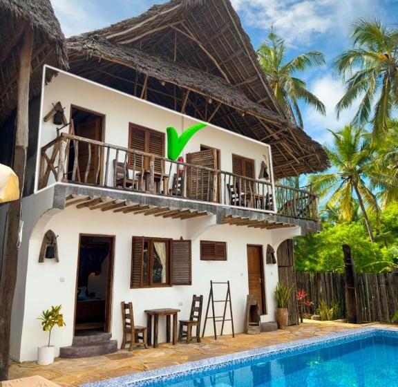 اتاق لوکس, Bitcoin Beach Hotel Zanzibar