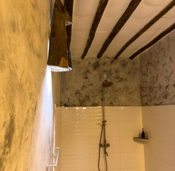 اتاق لوکس با چشمانداز استخر, Bitcoin Beach Hotel Zanzibar