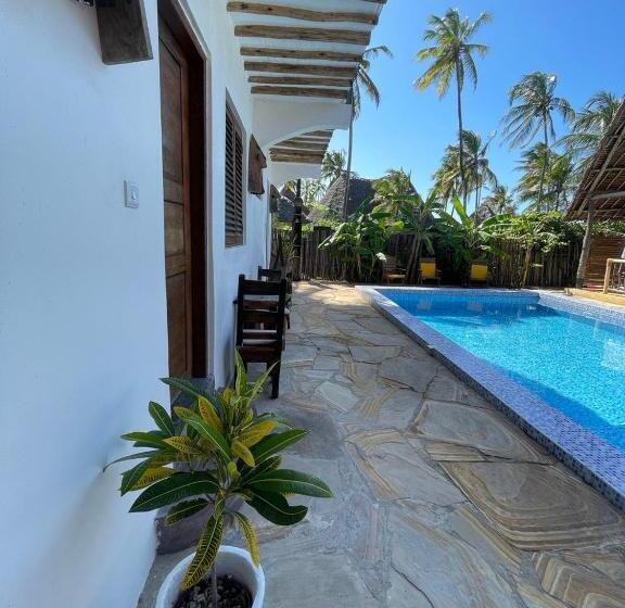 اتاق لوکس با چشمانداز استخر, Bitcoin Beach Hotel Zanzibar