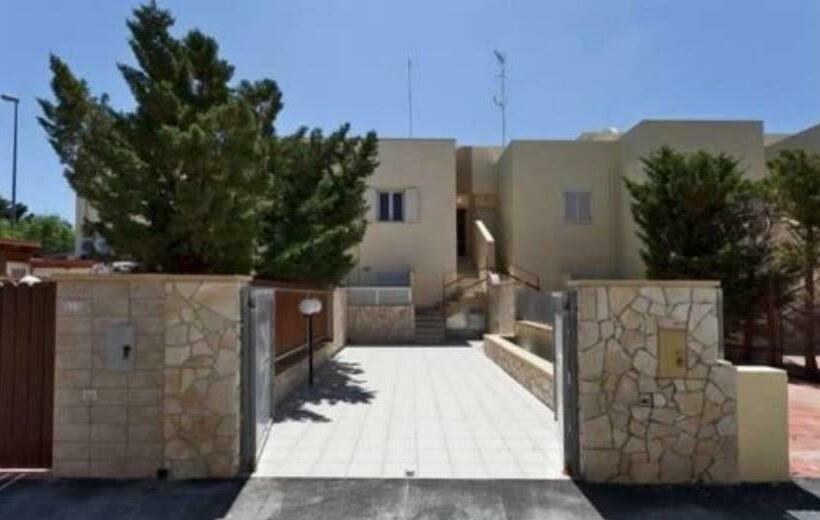 ویلای 1 خوابه, Villetta Sabbia D'oro