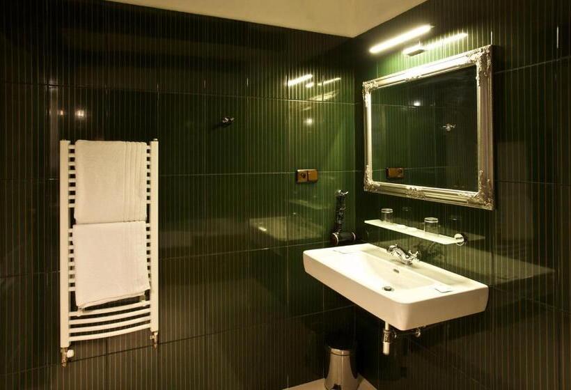 컴포트 룸, Zámek Potštejn