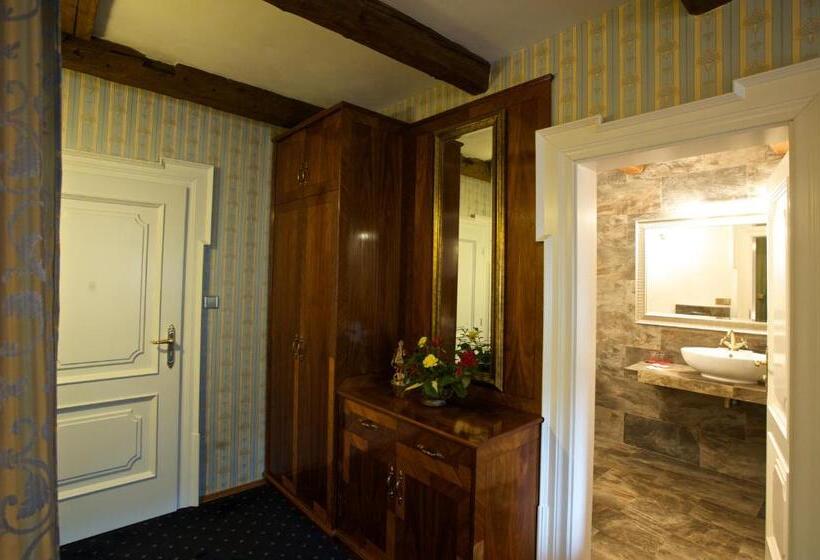 컴포트 룸, Zámek Potštejn