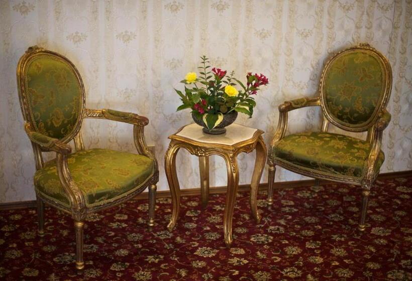 컴포트 룸, Zámek Potštejn