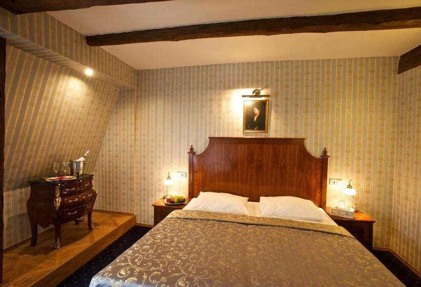 컴포트 룸, Zámek Potštejn