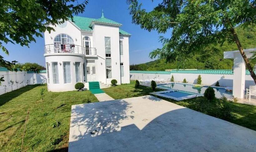 ویلای یک اتاق خوابه با استخر شنا, Qafqaz Suite Paradise Resort