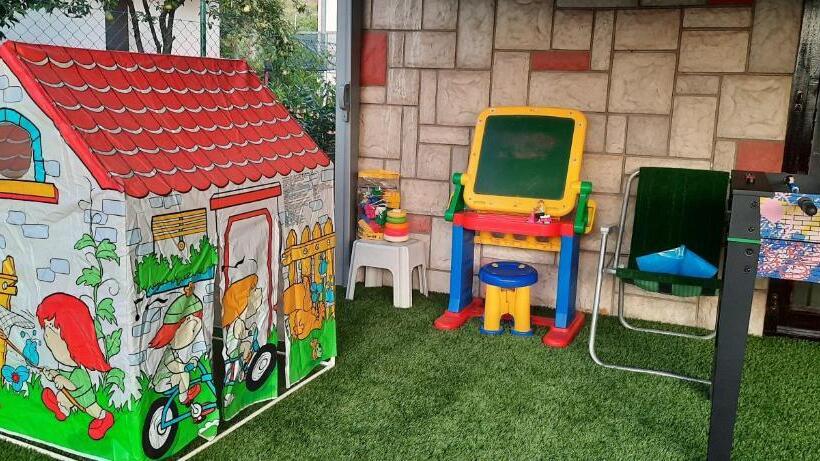 ویلای 1 خوابه, Apartman Domacinstvo La Vie Na Selu