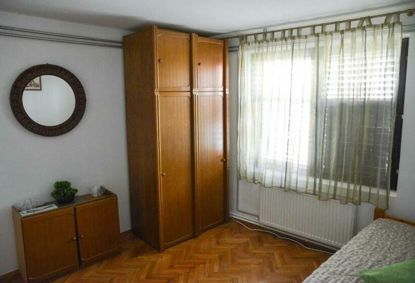 ویلای 1 خوابه, Apartman Domacinstvo La Vie Na Selu
