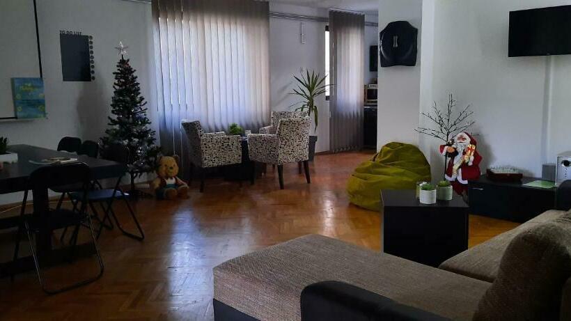 ویلای 1 خوابه, Apartman Domacinstvo La Vie Na Selu
