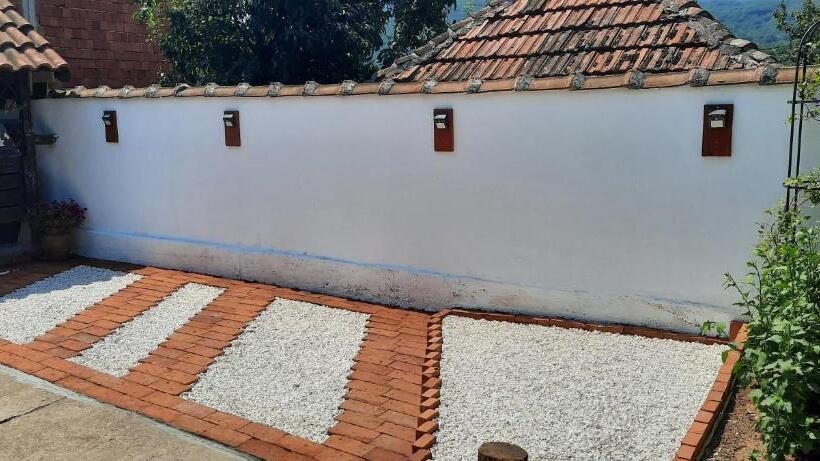 ویلای 1 خوابه, Apartman Domacinstvo La Vie Na Selu