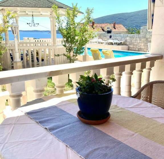 اتاق استاندارد با سرویس بهداشتی مشترک, Guest House Vila Eli