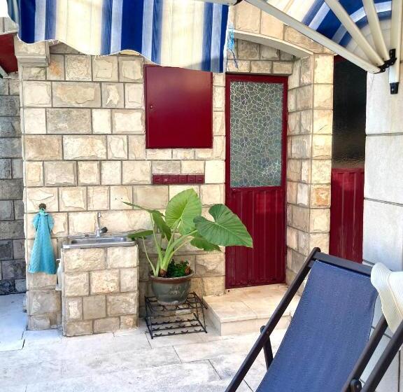 اتاق استاندارد با سرویس بهداشتی مشترک, Guest House Vila Eli