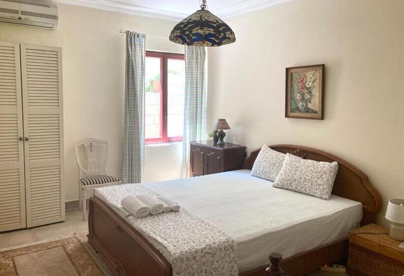 اتاق استاندارد سه تخته با سرویس بهداشتی مشترک, Guest House Vila Eli