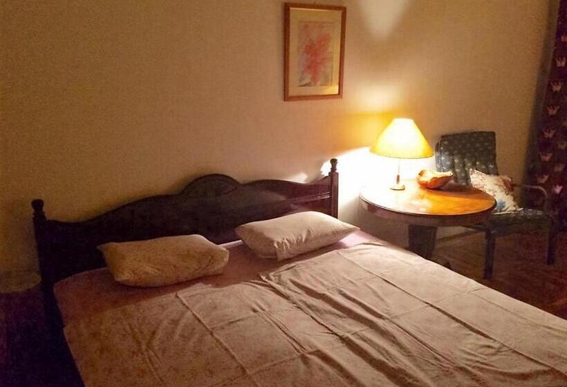 اتاق استاندارد سه تخته با سرویس بهداشتی مشترک, Guest House Vila Eli