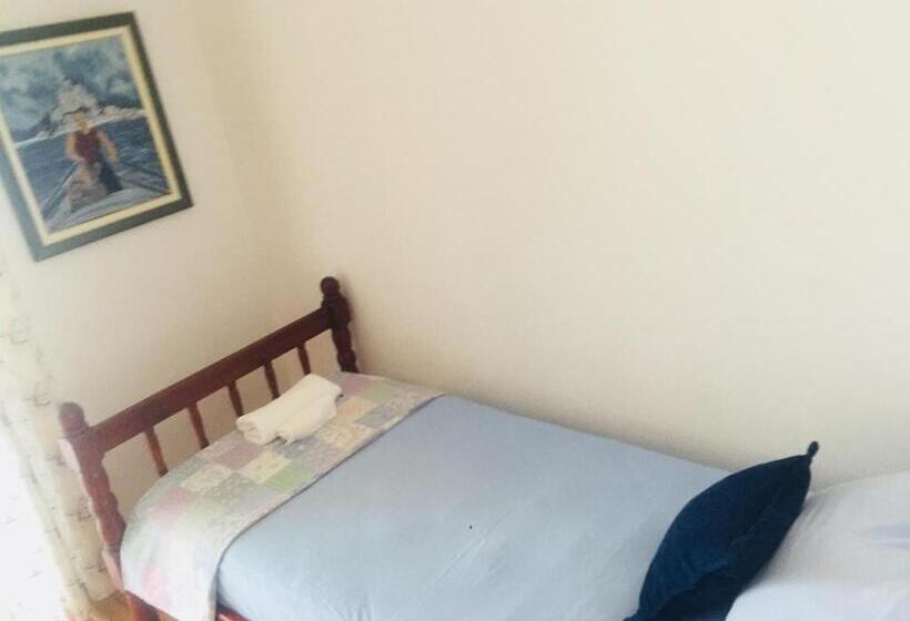 اتاق استاندارد یک تخته با سرویس بهداشتی مشترک, Guest House Vila Eli