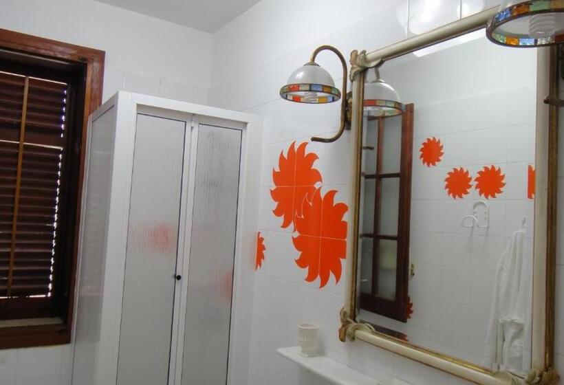 スタンダードトリプルルーム, Il Giardino Monticciolo