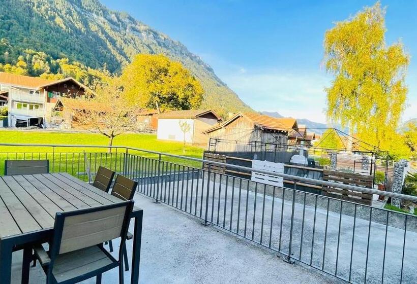 בקתת חדר, Swiss Chalet Holidays Ringgenberg