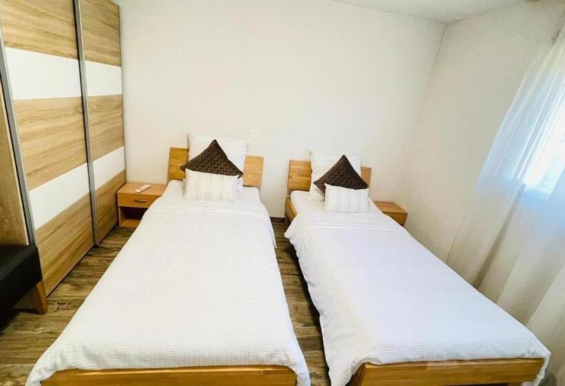 Шале 1 Спальня, Swiss Chalet Holidays Ringgenberg