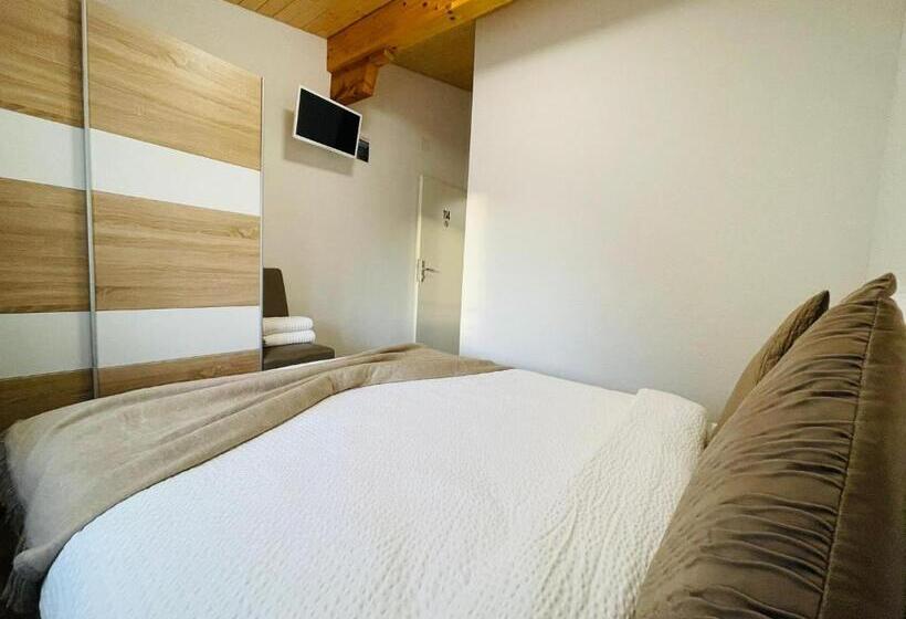 Апартаменты 1 Спальня, Swiss Chalet Holidays Ringgenberg