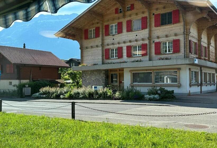 סטודיו משפחתי, Swiss Chalet Holidays Ringgenberg
