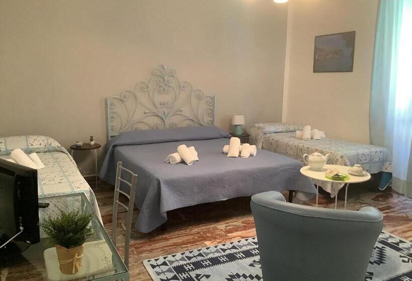 スタンダード４人部屋, Scilla A Vinedda