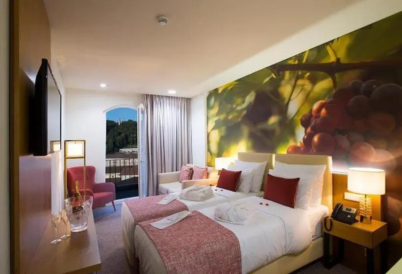 バルコニー付きデラックスルーム, Douro Castelo Signature Hotel & Spa