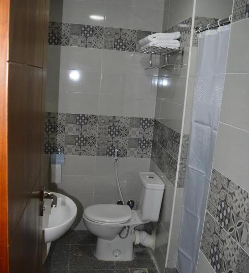 اتاق اکونومی, Royal Inn Residence