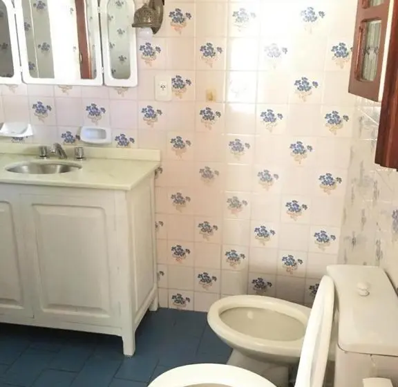 Standardzimmer mit Poolblick, Tampu