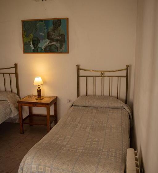 四人标准间, Tampu