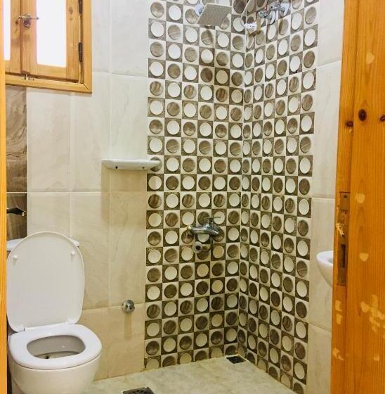 استودیو خانوادگی, Villa 22