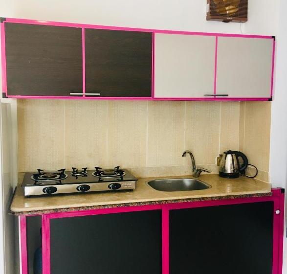 اتاق لوکس, Villa 22