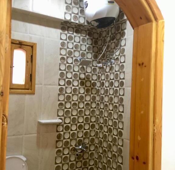 اتاق لوکس, Villa 22