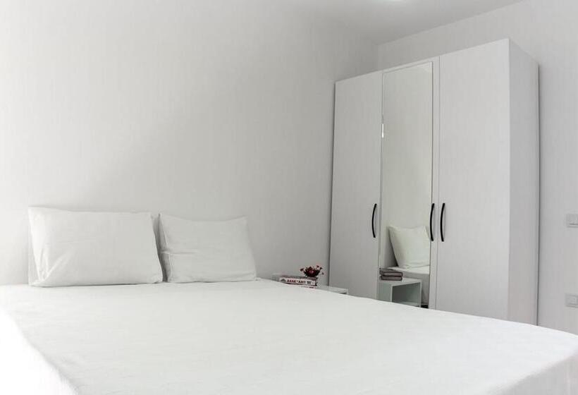 Duplex Appartement met 1 Slaapkamer, La Moda Aparts