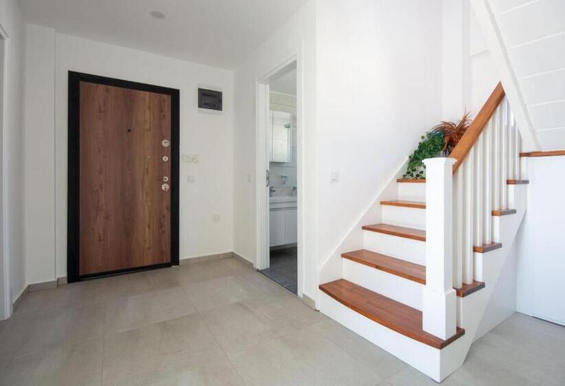 Duplex Appartement met 1 Slaapkamer, La Moda Aparts