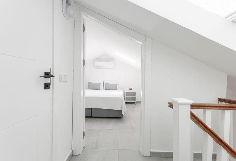 Duplex Appartement met 1 Slaapkamer, La Moda Aparts