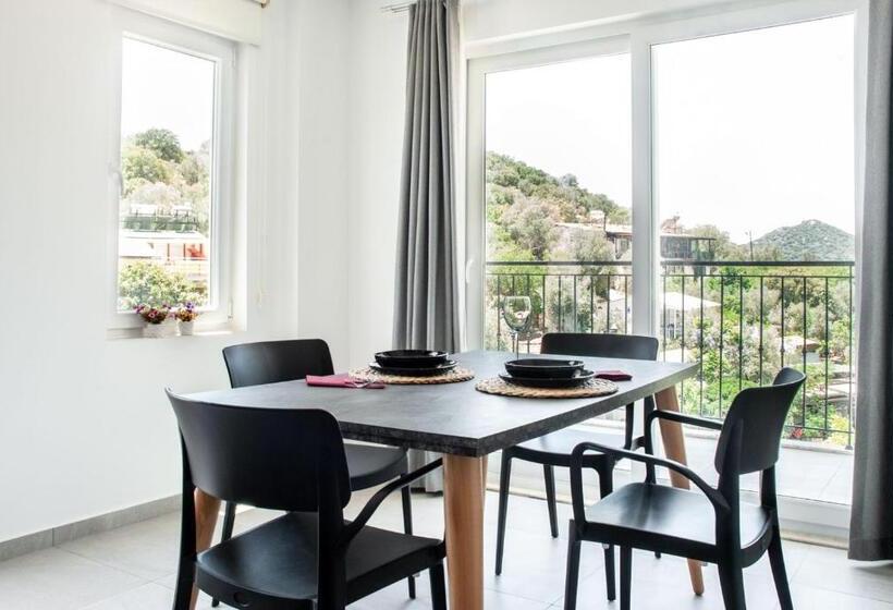 Duplex Appartement met 1 Slaapkamer, La Moda Aparts