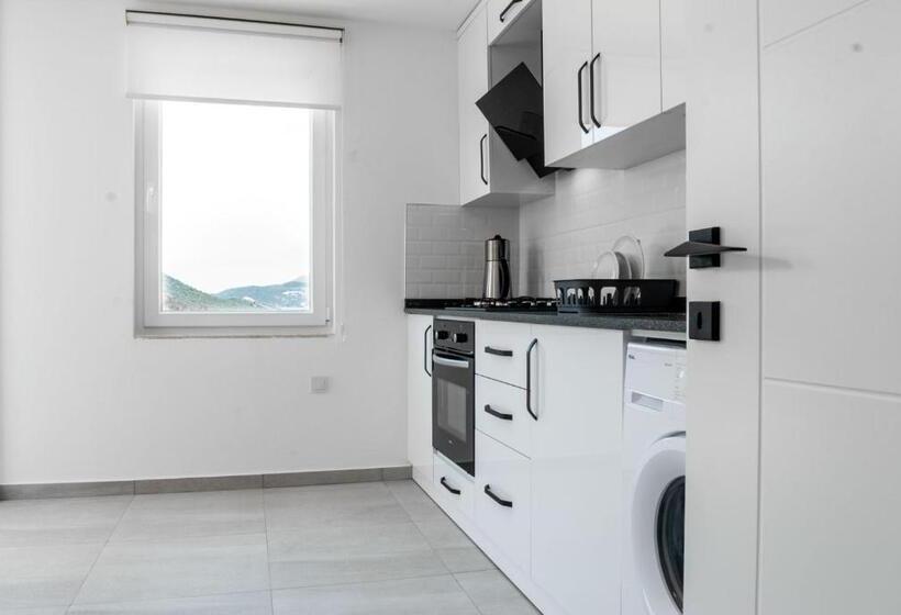 Duplex Appartement met 1 Slaapkamer, La Moda Aparts