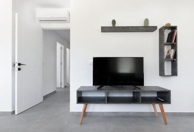 Deluxe Appartement met 1 Slaapkamer, La Moda Aparts