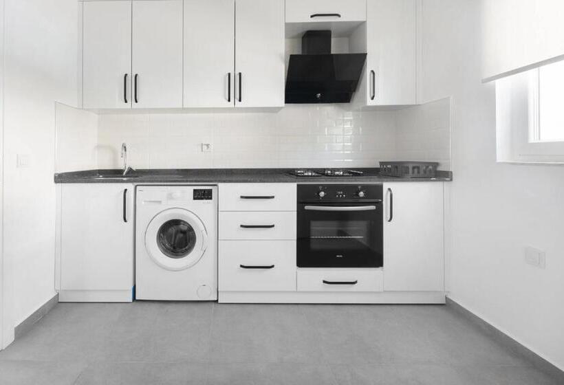 Deluxe Appartement met 1 Slaapkamer, La Moda Aparts