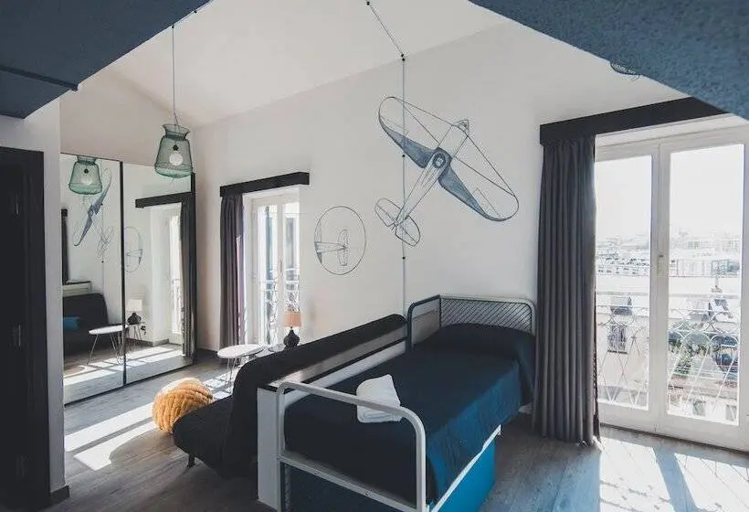 اتاق استاندارد یک نفره, Ostello Bello Genova