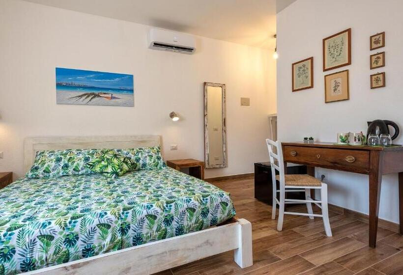 غرفة قياسية ثلاثية, Dery Alghero Holiday Rooms